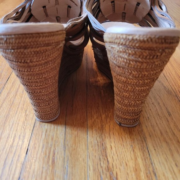 UGG 7.5 Leather Strappy Woven Wedge Heels 100712 MELINDA Suntan Cognac Espadrill - Picture 3 of 8